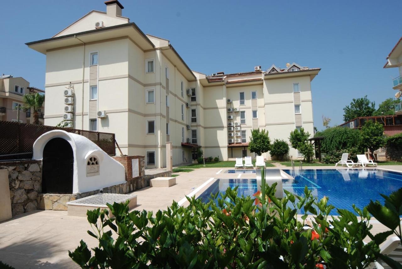 Saros Apartments Calis Beach Fethiye Zewnętrze zdjęcie