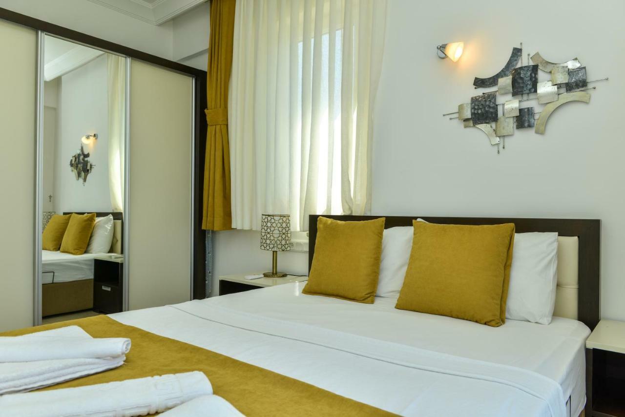 Saros Apartments Calis Beach Fethiye Zewnętrze zdjęcie