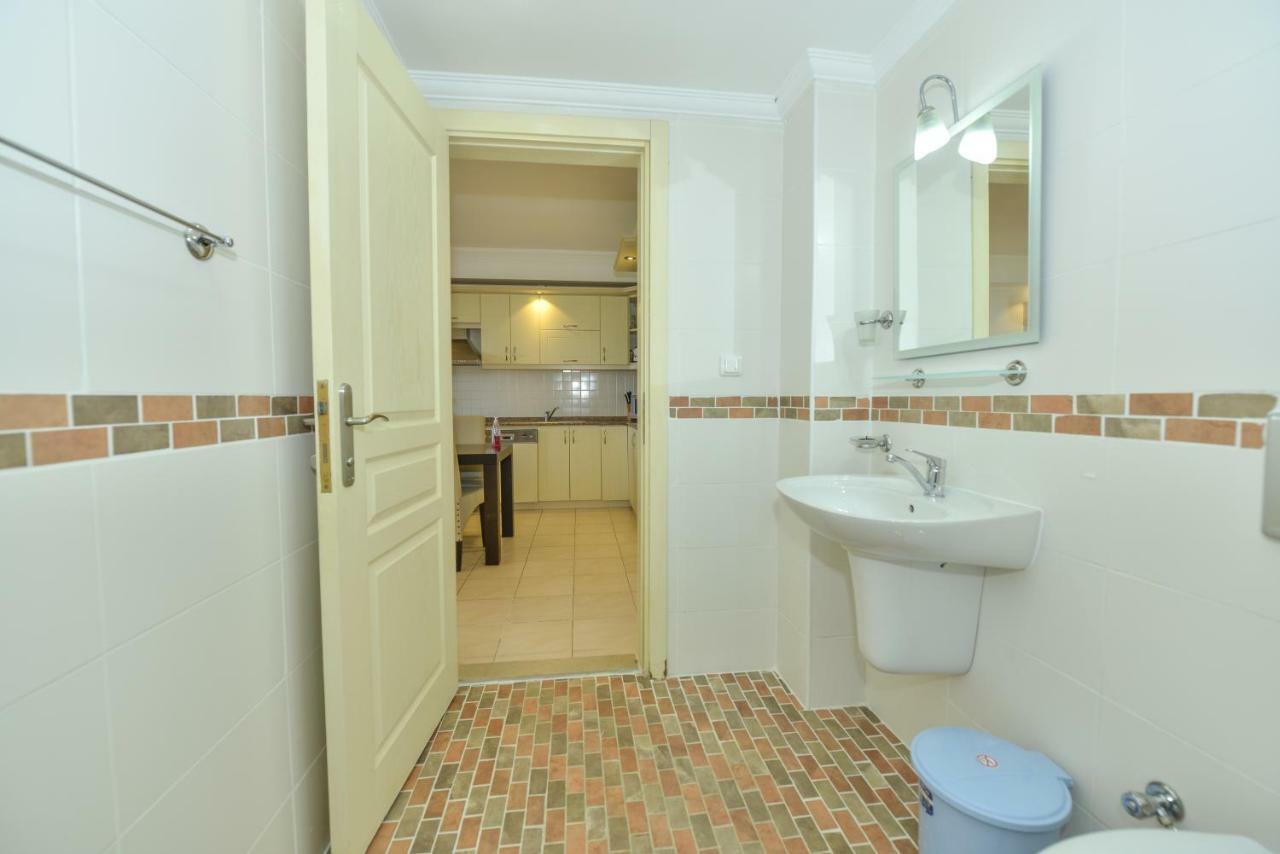 Saros Apartments Calis Beach Fethiye Zewnętrze zdjęcie