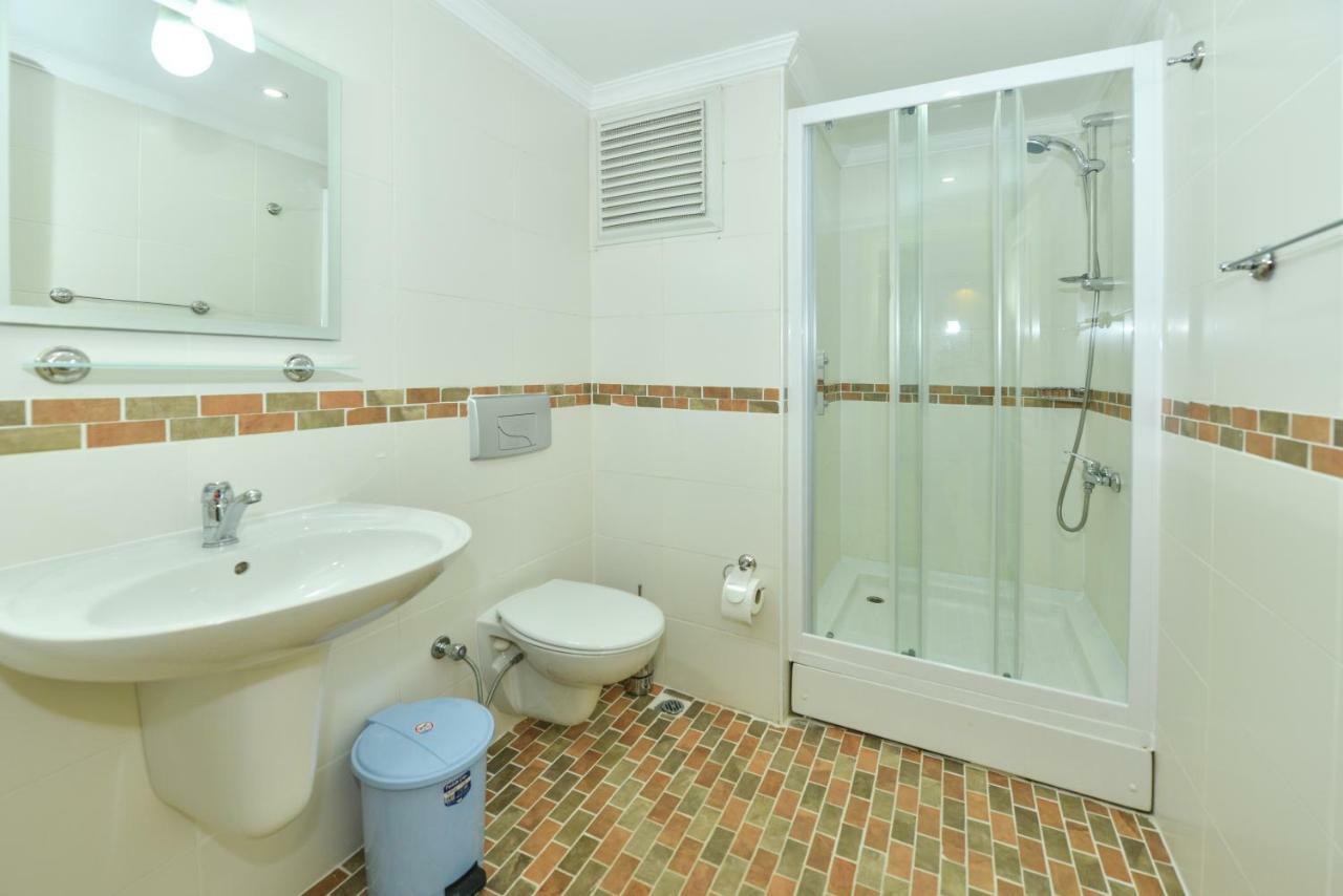 Saros Apartments Calis Beach Fethiye Zewnętrze zdjęcie